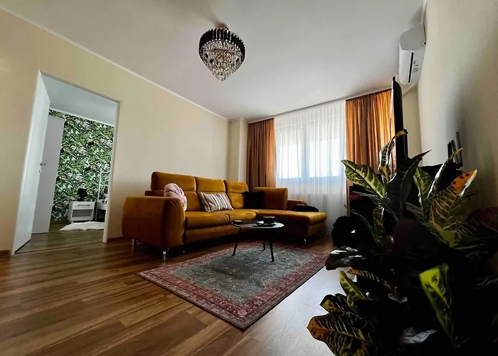 Jungle Home - Gara De Nord Bucureşti